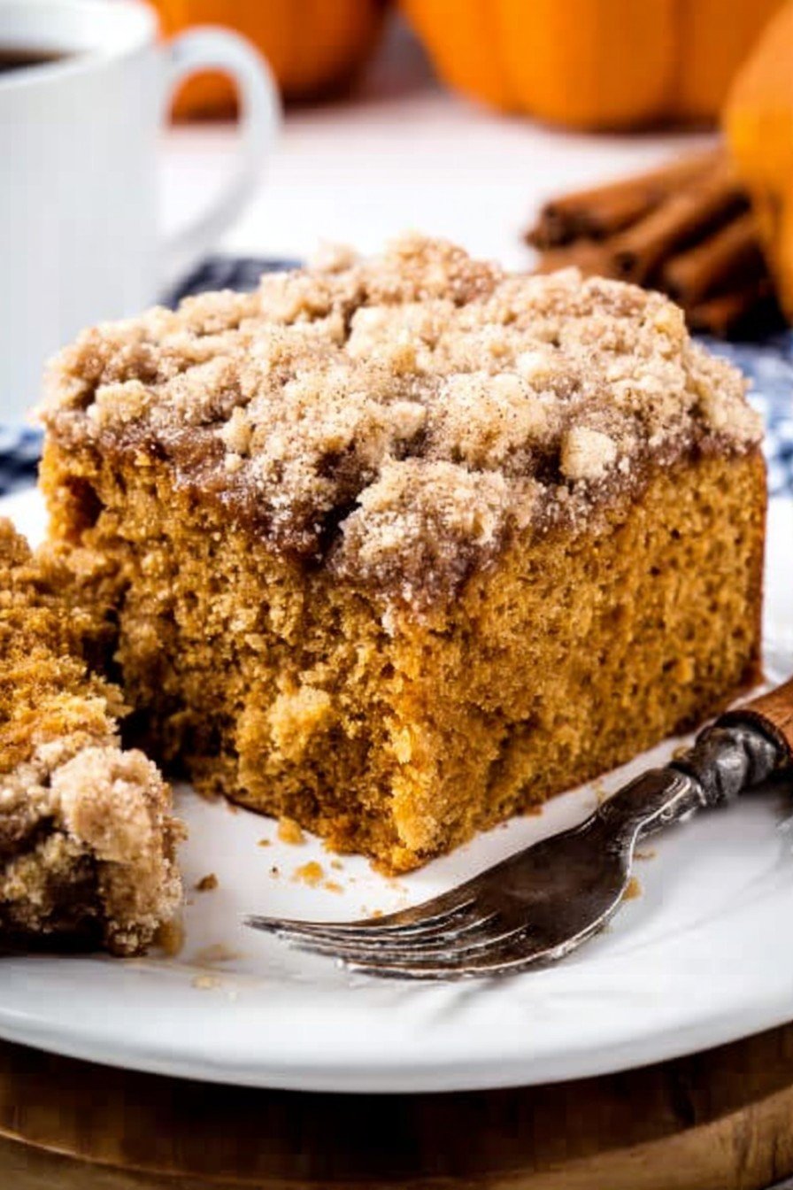 Pumpkin Coffee Cake Recipe with Crumble Topping