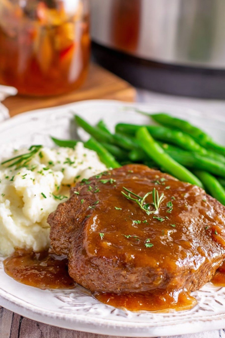Crock Pot Cubed Steak