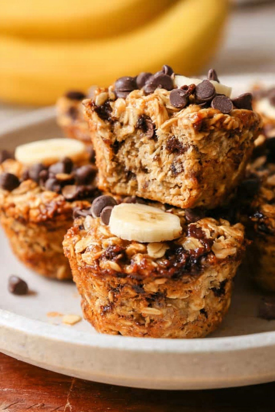 Peanut Butter Banana Baked Oatmeal Cups